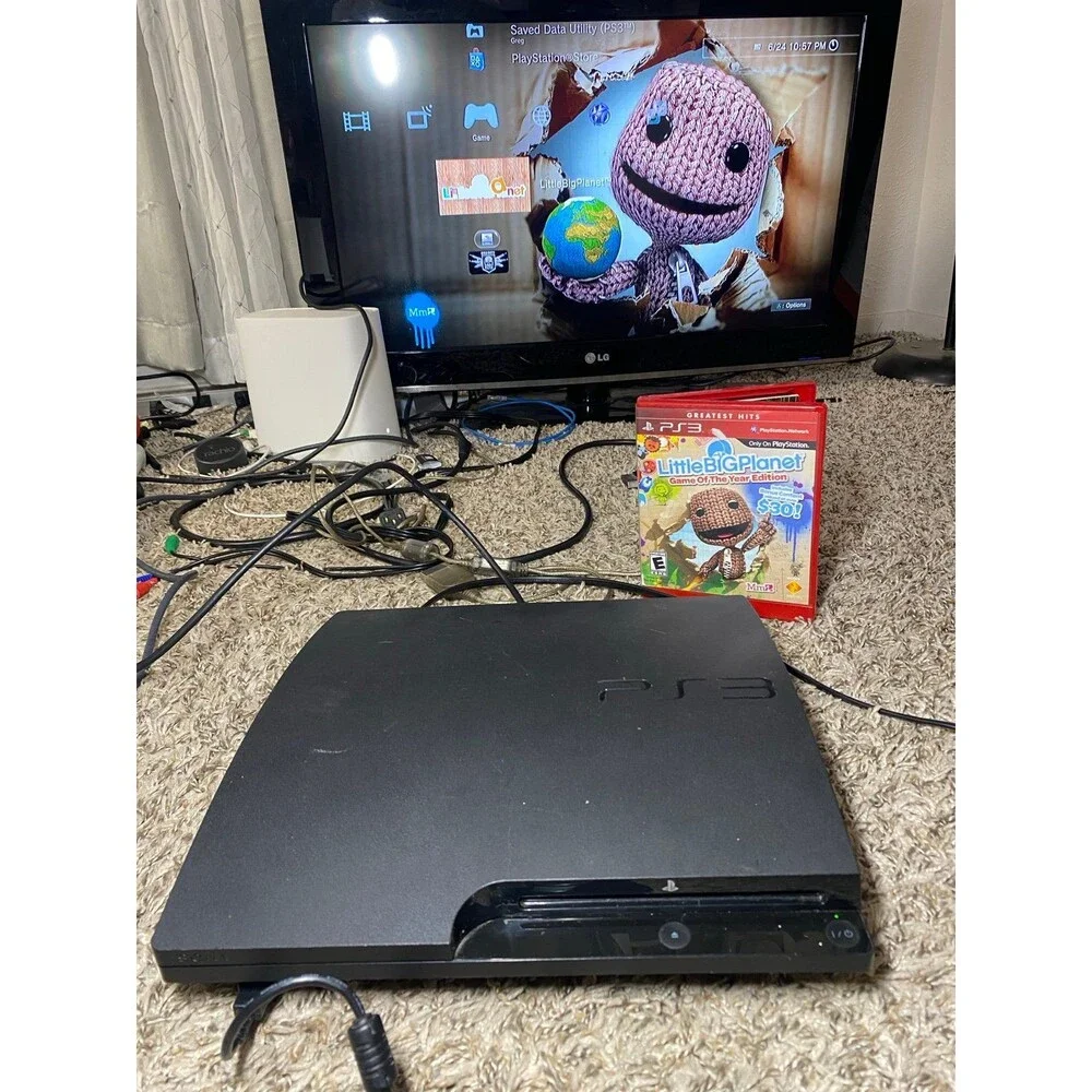 Sony PlayStation PS3 Slim Console CECH-3001A 160GB Controller RARE PSHOME